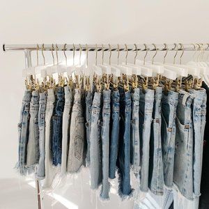 VINTAGE LEVI'S 501 HIGH WAISTED DENIM JEAN SHORTS